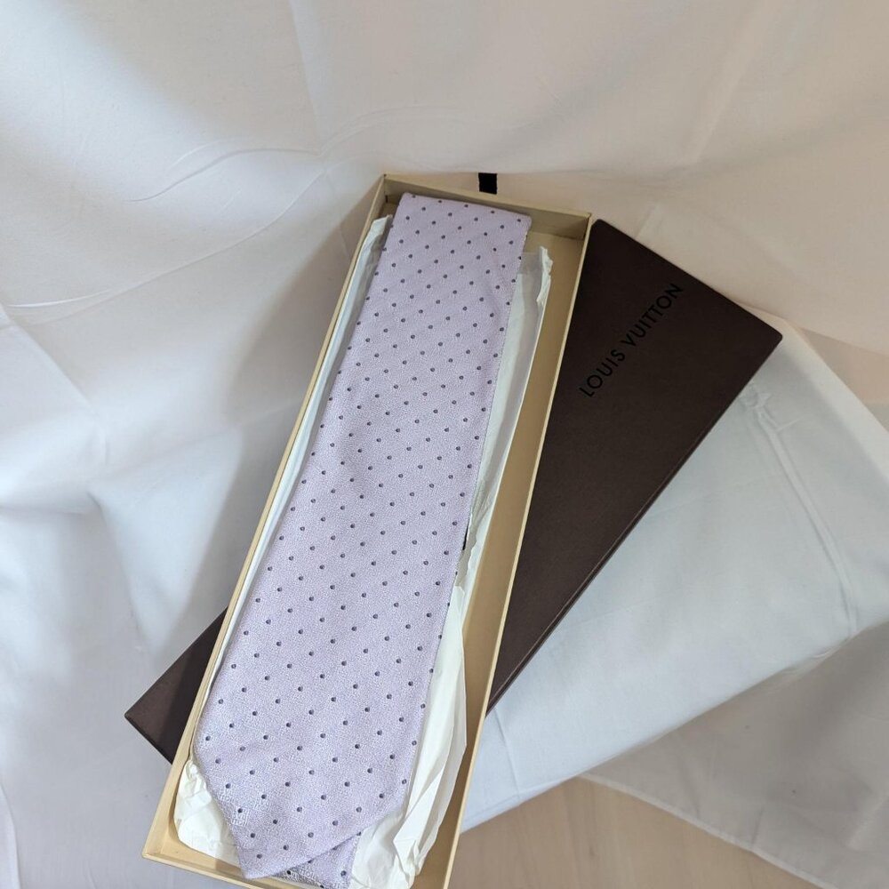 Louis Vuitton Silk Tie in Box